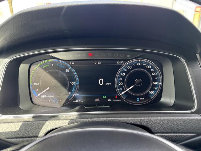 Volkswagen e-Golf E-DITION 7.5-VIRTUAL-SOH 91%