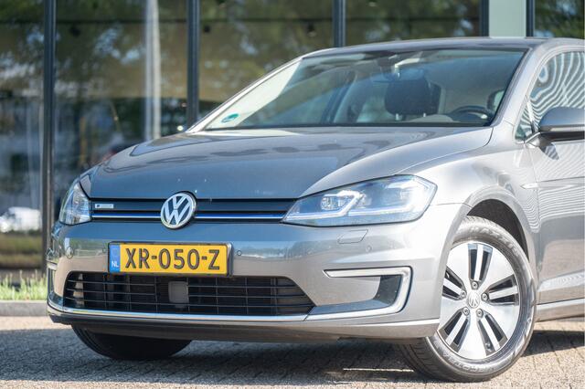 Volkswagen e-Golf | 90% SOH | Navi | ACC | Camera | Stoelverw. | Apple CarPlay | Virtual Cockpit