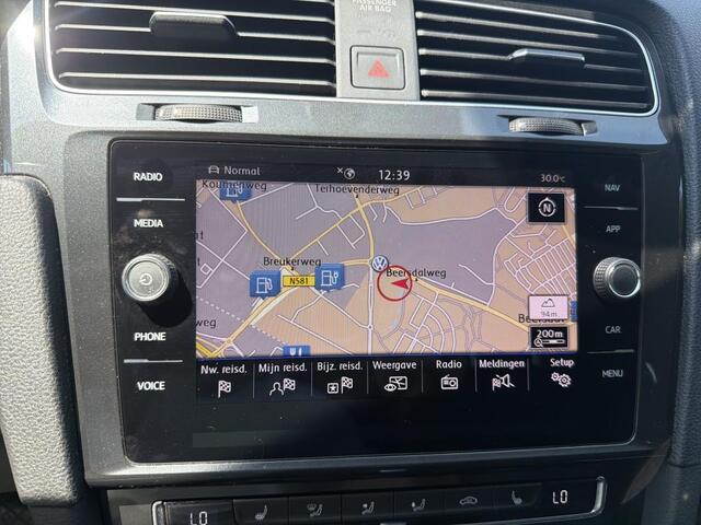 Volkswagen e-Golf E-DITION / SOH 91%/ AUTOMAAT/ LEER/ ADAPTIVE CRUISE/ PARK.SENSOREN/ CAMERA/ STOELVERWARMING/ NAVI/ CLIMA/ 16'' LMV