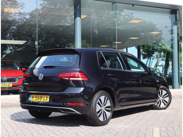 Volkswagen e-Golf E-DITION Navi / Climate / Pdc / Elekramen / Adap-Cruise / App-connect / SOH 89.64% / Voldoende Apk /