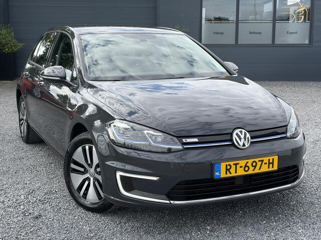 Volkswagen e-Golf e-Golf SOH88%,Draadloze telefoonlader,Camera,Carplay,Navi,Recent beurt gehad,Keyless,Warmtepomp,2e Eigenaar,Stoelverwarming,Pdc V+A,N.A.P,Nieuwe Apk bij Aflevering