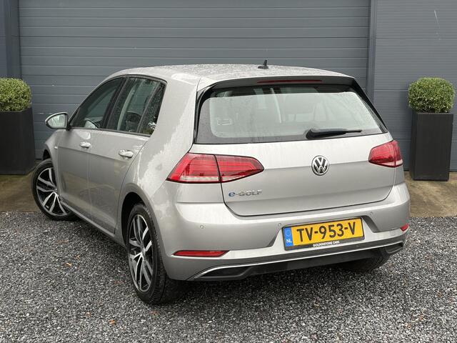 Volkswagen e-Golf e-Golf SOH 88.21% l 2e Eigenaar l Carplay l Navi l Stoelverw l Clima l Cruise l Lmv l Pdc V+A l N.A.P l Nieuwe Apk bij Aflevering