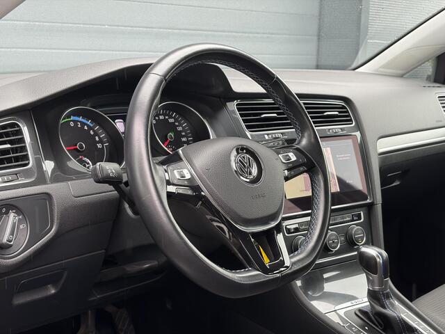 Volkswagen e-Golf e-Golf SOH 88.21% l 2e Eigenaar l Carplay l Navi l Stoelverw l Clima l Cruise l Lmv l Pdc V+A l N.A.P l Nieuwe Apk bij Aflevering