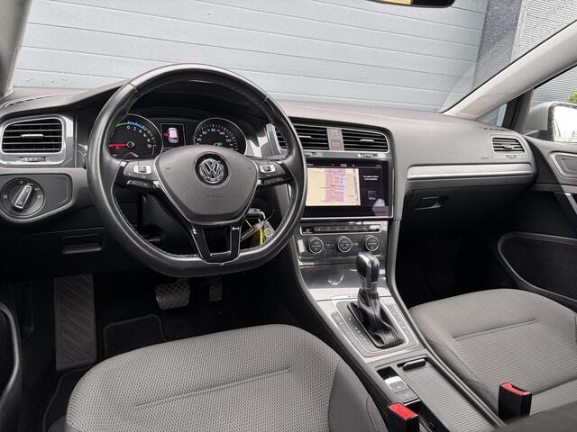Volkswagen e-Golf e-Golf SOH 88.21% l 2e Eigenaar l Carplay l Navi l Stoelverw l Clima l Cruise l Lmv l Pdc V+A l N.A.P l Nieuwe Apk bij Aflevering