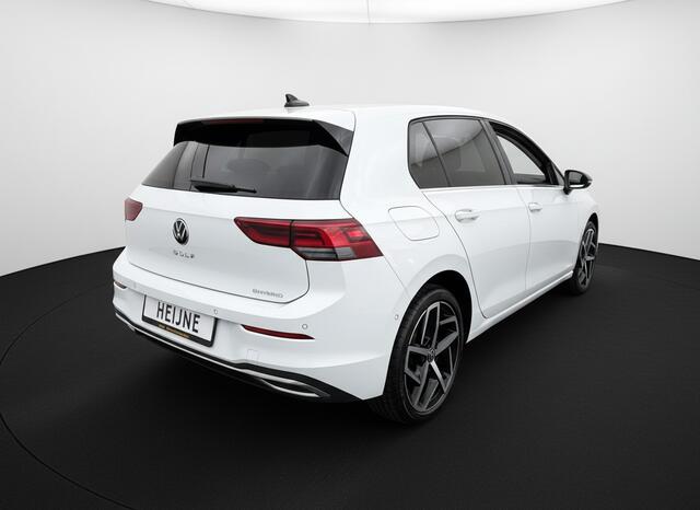 Volkswagen e-Golf 204PK E-HYBIRDE DSG STYLE NAVI/CARPLAY/STOELVERWARMING