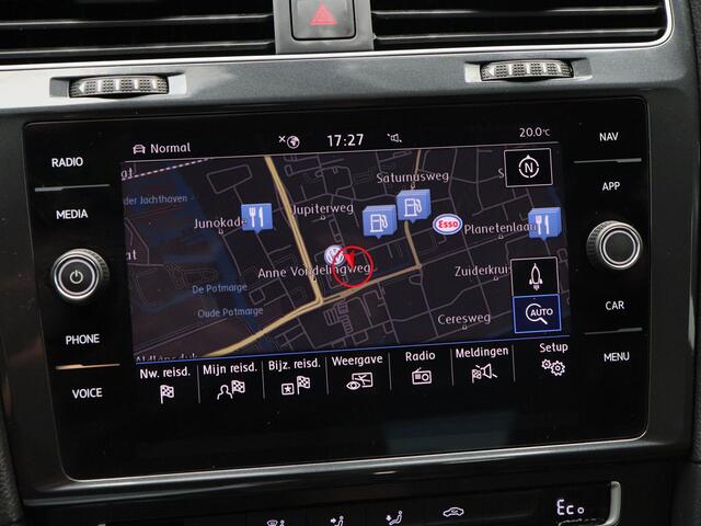 Volkswagen e-Golf E-DITION | Adaptive Cruise | Navigatie | Climate control | 16 Inch