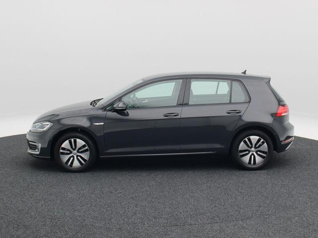 Volkswagen e-Golf E-DITION | Adaptive Cruise | Navigatie | Climate control | 16 Inch
