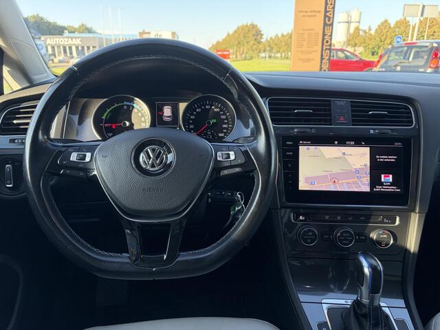 Volkswagen e-Golf e-Golf ?SOH 88.57%?Carplay?Navi?Leder?Clima?Cruise?Pdc V+A?LED?16'' Lm velgen?N.A.P?Apk tot 02-2027