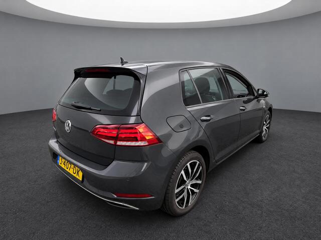 Volkswagen e-Golf E-DITION / Navigatie / App connect / Parkeersensoren V+A / Lichtmetaal 17 inch /