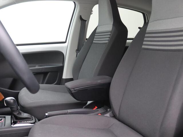 Volkswagen e-Up e-Up! Style 83PK Aut. 260KM Range CCS stekker, Clima, Achteruitrijcamera, Cruise Controle, Stoelverwarming, Voorruitverwarming, Parkeersensoren achter, Middenarmsteun, Winterset op stalen velgen, 16" LM Velgen