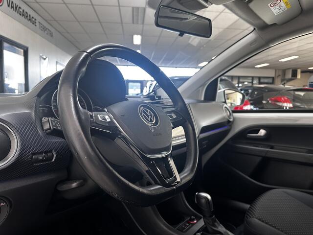 Volkswagen e-Up e-Up! High Up!/ Automaat!/ LED Dagrijverl./ Stoelverw./ Airco/ Cruise/ Bluetooth/ Elek.Pakket/ Isofix/ Getint Glas/ PDC Achter.