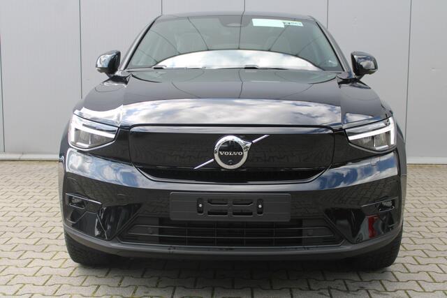 Volvo C40 Extended Range Ultra 82 kWh | 360 graden camera | Trekhaak | Getint glas | Volvo EV subsidie ¤ 2950,- korting