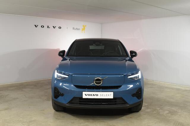 Volvo C40 252PK Single Motor Extended Range Plus / Navigatie / Camera / Parkeersensoren / Adaptieve Cruisecontrol / Stuur-Stoelverwarming / LM Velgen / Trekhaak /