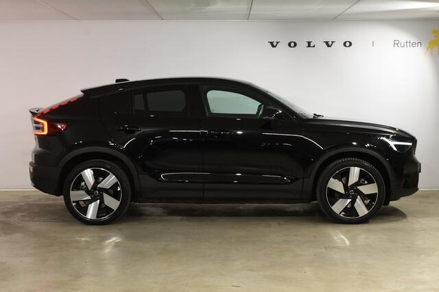 Volvo C40 252PK Single Motor Extended Range Ultimate / Navigatie / Panoramadak / Elektrische Stoelen / Harman Kardon / 20'' LM Velgen / Trekhaak /