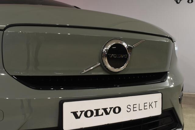Volvo C40 231PK Single Motor Plus Dark / Navigatie / Camera / Parkeersensoren / Stoelverwarming / Stuurverw. / Adaptieve Cruise Control / LM Velgen /