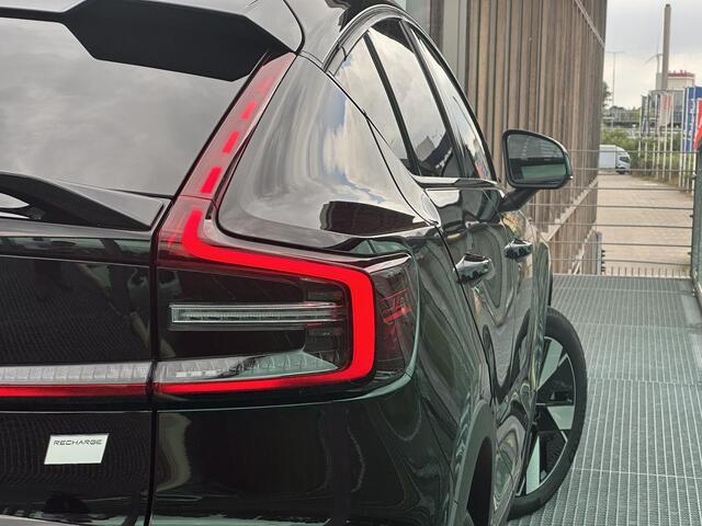 Volvo C40 Single Motor Extended Range Plus 82 kWh Panorama dak, Verwarmde stoelen voor, Verwarmd stuurwiel, Keyless entry, Semi elektrische trekhaak, Parkeer camera.