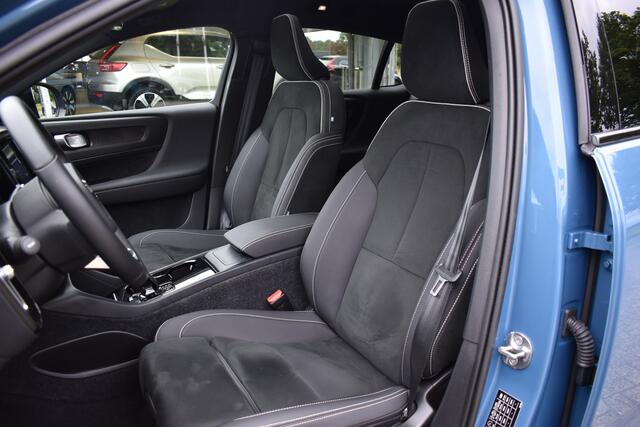 Volvo C40 Recharge Twin Intro Edition 78 kWh | 20" LMV | Getint glas | Panaoramadak | Elektrische Stoelen | 404PK