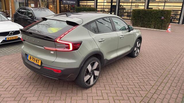 Volvo C40 Recharge Ultimate 69 kWh Semi Elektrische trekhaak | Verwarmbare stoelen met stuurwiel | BLIS