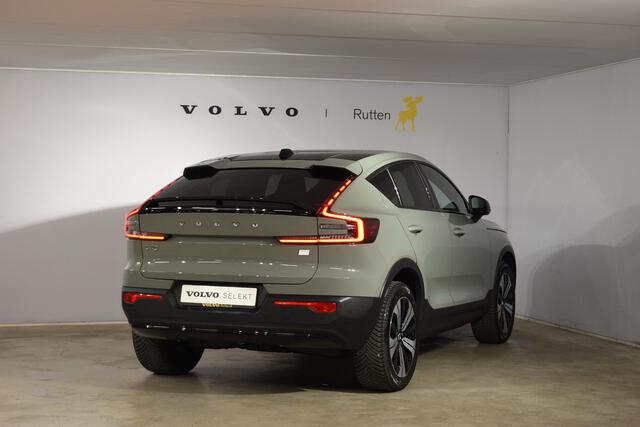 Volvo C40 231PK Single Motor Plus Dark / Navigatie / Camera / Parkeersensoren / Stoelverwarming / Stuurverw. / Adaptieve Cruise Control / LM Velgen /