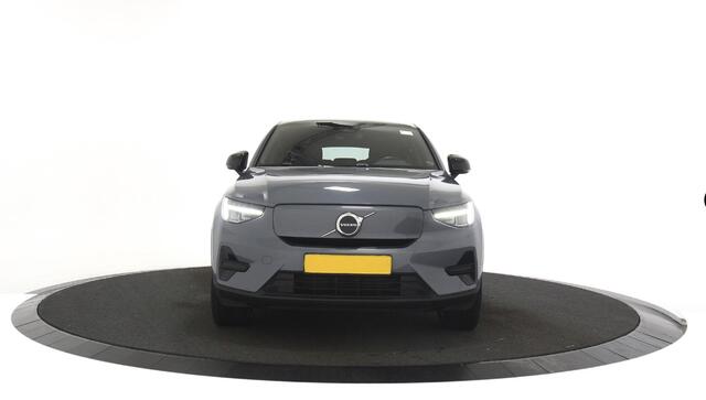 Volvo C40 Single Motor Core 69 kWh Panoramadak / Carplay / Camera