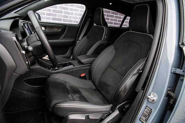 Volvo C40 Recharge Plus 69 kWh | Adaptieve cruise control | Panorama dak | Stoel/stuurverwarming | Blis | 20" | Keyless entry |