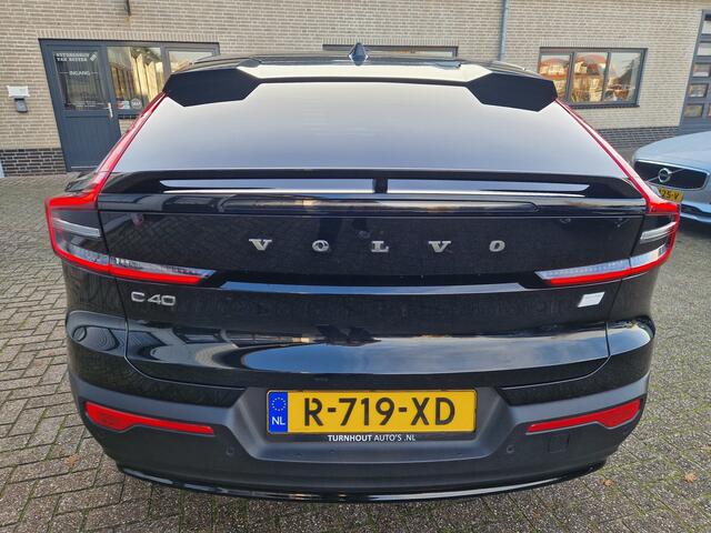 Volvo C40 Recharge Plus 69 kWh NL AUTO | Panoramadak
