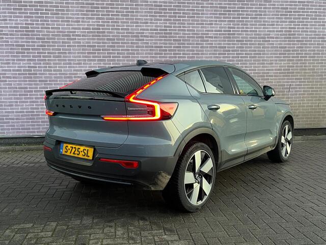 Volvo C40 Single Motor 69 kWh Core | Stoel en stuurwielverwarming | Camera | Panoramadak | Google | 20 inch lichtmetaal | Draadloos opladen | Sportstoelen | Carplay | Getint glas