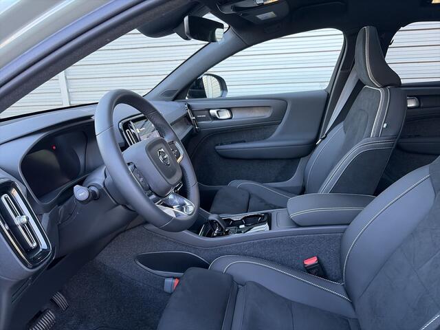 Volvo C40 Recharge Twin Ultimate 78 kWh / 20" Velgen / Black Sheep pakket / Twin motor /