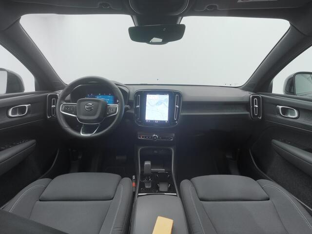 Volvo C40 Recharge Core 69 kWh | PANO | CAMERA