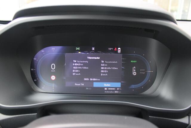 Volvo C40 Single Motor Core 238PK 69 kWh | PANORAMADAK | STOEL / STUUR VERWARMING | DODEHOEKDETECTIE | ACHTERUITRIJCAMERA | NAVIGATIE | APPLE-CARPLAY / ANDROID-AUTO | CRUISE CONTROL | KEYLESS START | DRAADLOZE TELEFOONLADER | PARKEERSENSOREN VOOR / ACHTER |