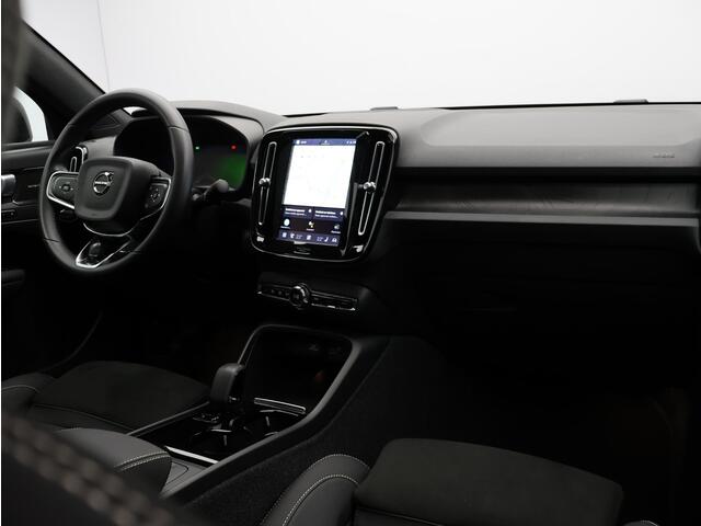 Volvo C40 Recharge Ultimate 69 kWh / SOH 95% / 20"/ Full LED / Privacy glass / Elektr. bed. stoelen / Stoel+stuurwielverwarming