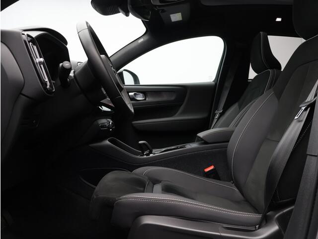 Volvo C40 Recharge Ultimate 69 kWh / SOH 95% / 20"/ Full LED / Privacy glass / Elektr. bed. stoelen / Stoel+stuurwielverwarming