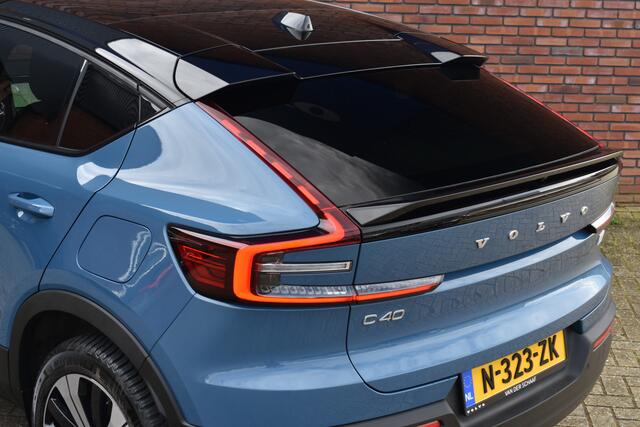 Volvo C40 Recharge Twin 408PK Intro Edition 78 kWh | 360 graden camera | Trekhaak | Elektrische stoelen met geheugen