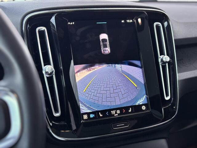 Volvo C40 Recharge Plus 69 kWh | Adaptieve Cruise Control | Panoramadak | Parkeercamera | Stoelverwarming | Standverwarming | Dodehoek Detectie |