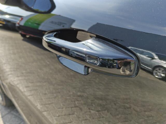 Volvo C40 Recharge Ultimate 232PK 69 kWh | ACC | H&K | Blis | Stoelverwarming | 360 Camera | Stoelverwarming
