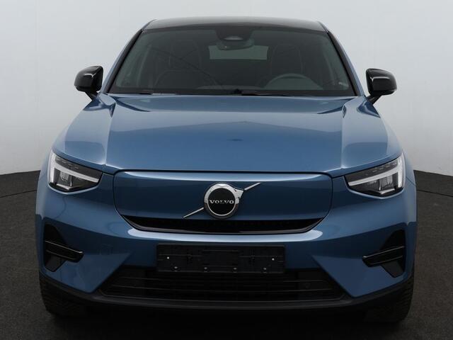 Volvo C40 Extended Plus 82 kWh | Adaptive cruise | Trekhaak | Getint Glas