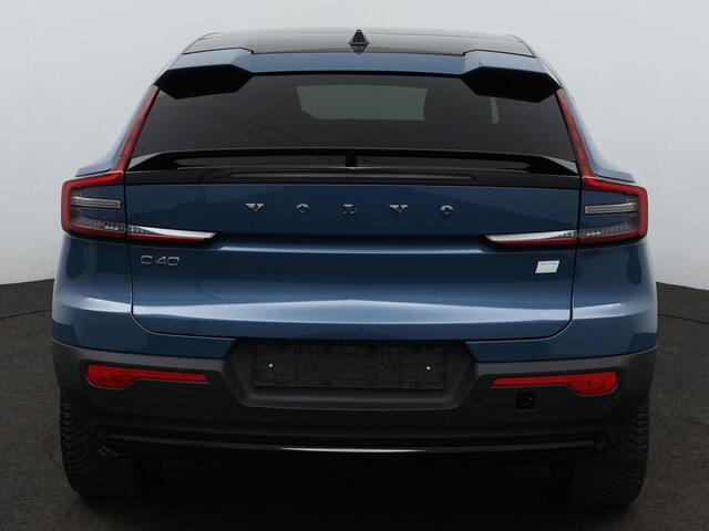 Volvo C40 Extended Plus 82 kWh | Adaptive cruise | Trekhaak | Getint Glas