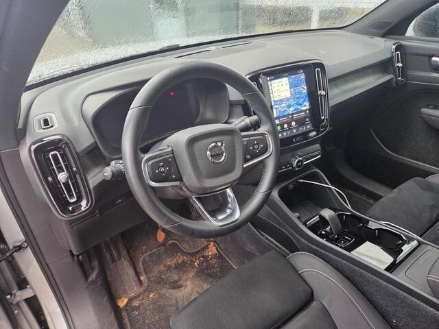 Volvo C40 Single Motor Extended Range Plus 82 kWh | Warmtepomp | Panoramadak | Achteruitrijcamera | Parkeersensoren | Keyless Entry | Elektrische Achterklep | Privacy Glas | Stoelverwarming | Google Navigatie | Apple Carplay | Android Auto