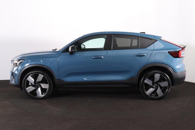 Volvo C40 Extended Range Ultimate 82 kWh - Panoramadak - IntelliSafe Assist & Surround - 360º Camera - Harman/Kardon audio - Verwarmde voorstoelen & stuur - Parkeersensoren voor & achter - Elektr. bedienb. voorstoelen met geheugen links - Draadloze tel. lader - Warmtepomp - Extra getint glas - 20' LMV