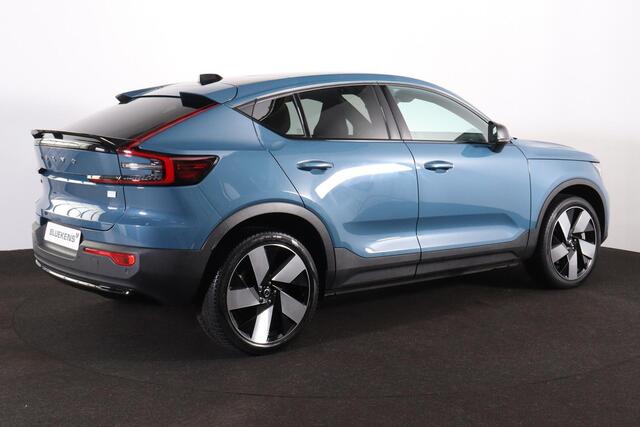 Volvo C40 Extended Range Ultimate 82 kWh - Panoramadak - IntelliSafe Assist & Surround - 360º Camera - Harman/Kardon audio - Verwarmde voorstoelen & stuur - Parkeersensoren voor & achter - Elektr. bedienb. voorstoelen met geheugen links - Draadloze tel. lader - Warmtepomp - Extra getint glas - 20' LMV