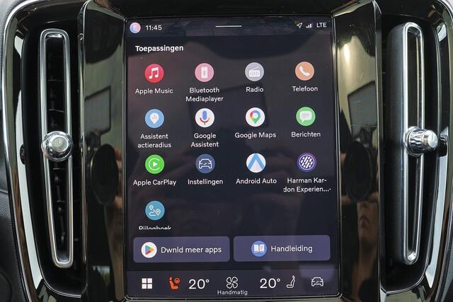 Volvo C40 Extended Range Ultimate 82 kWh - Panoramadak - IntelliSafe Assist & Surround - 360º Camera - Harman/Kardon audio - Verwarmde voorstoelen & stuur - Parkeersensoren voor & achter - Elektr. bedienb. voorstoelen met geheugen links - Draadloze tel. lader - Warmtepomp - Extra getint glas - 20' LMV