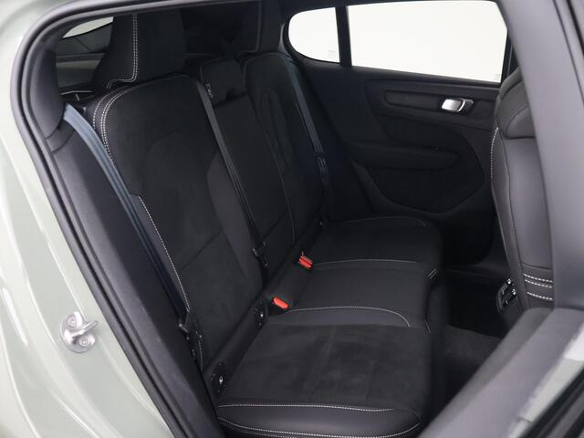 Volvo C40 SINGLE MOTOR EXTENDED RANGE PLUS 82 kWh 97% SOH + ELEK. TREKHAAK | 20 INCH | PANORAMA | CAMERA
