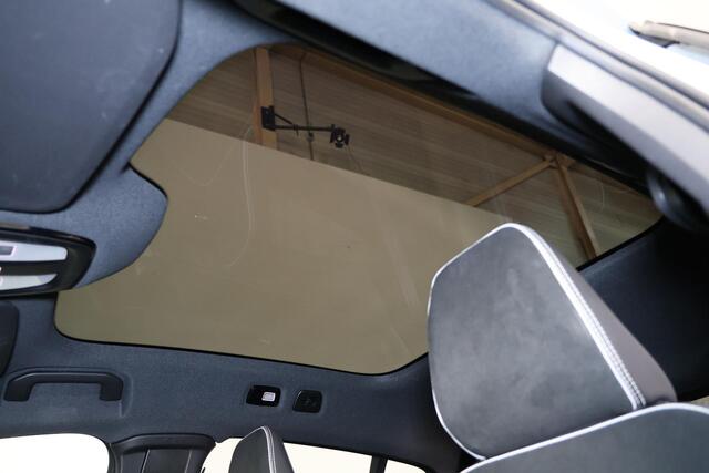 Volvo C40 Extended Range Plus 82 kWh - Panoramadak - IntelliSafe Assist & Surround - Parkeercamera achter - Verwarmde voorstoelen & stuur - Parkeersensoren voor & achter - Draadloze tel. lader - Warmtepomp - Extra getint glas - 19' LMV – foto 4