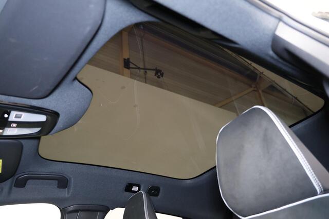 Volvo C40 Extended Range Plus 82 kWh - Panoramadak - IntelliSafe Assist & Surround - Parkeercamera achter - Parkeersensoren voor & achter - Verwarmde voorstoelen & stuur - Draadloze tel. lader - Warmtepomp - Extra getint glas - 19' LMV – foto 6