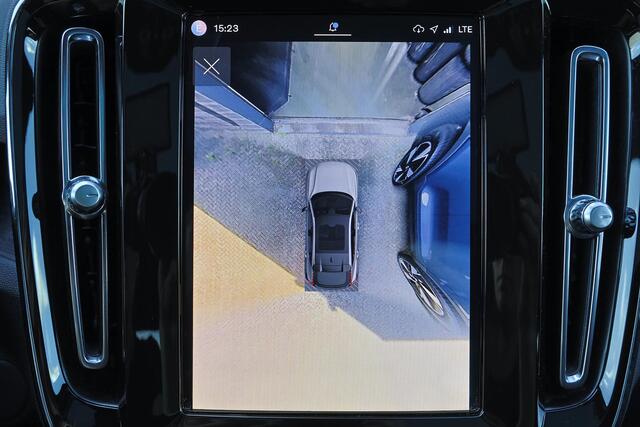 Volvo C40 Extended Range Ultimate 82 kWh - Panoramadak - IntelliSafe Assist & Surround - 360º Camera - Harman/Kardon audio - Verwarmde voorstoelen & stuur - Parkeersensoren voor & achter - Elektr. bedienb. voorstoelen met geheugen links - Draadloze tel. lader - Warmtepomp - Extra getint glas - 19' LMV – foto 8
