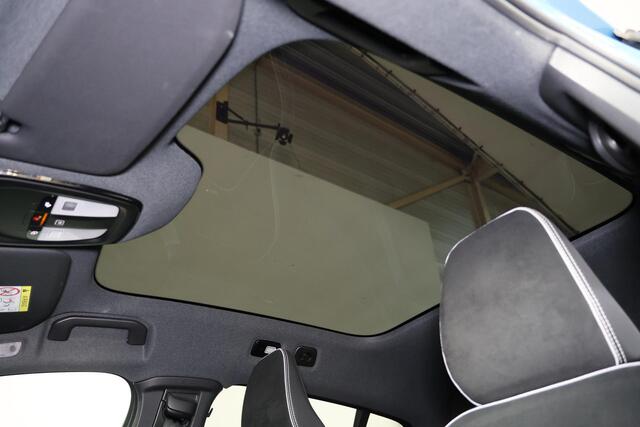 Volvo C40 Extended Range Plus 82 kWh - IntelliSafe Assist & Surround - Parkeercamera achter - Verwarmde voorstoelen & stuur - Parkeersensoren voor & achter - Draadloze tel. lader - Warmtepomp - Extra getint glas - 19' LMV – foto 6