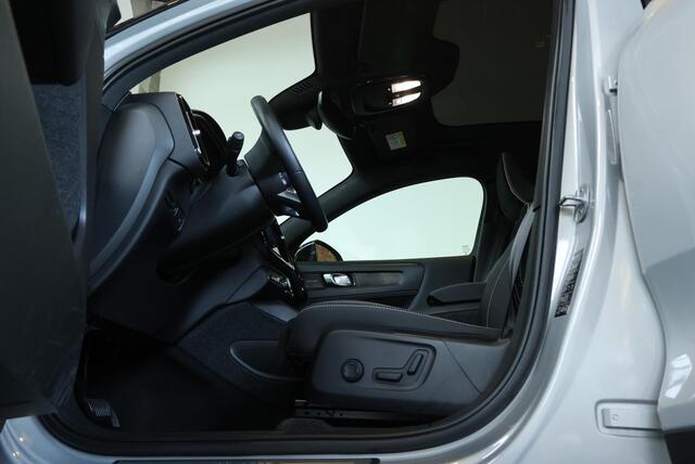 Volvo C40 Recharge Twin Intro Edition 78 kWh | 360° Parkeercamera | Parkeersensoren voor + achter | Panoramadak | Harman Kardon Premium Audio | Electrische bedienbare voorstoelen | 20'' Lichtmetalen velgen | – foto 9