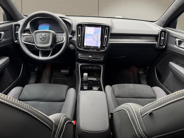 Volvo EC40 Single Motor Extended Range Plus 82 kWh | Nubuck interieur | Stoelverwarming | Keyless Entry | Extra getint glas |