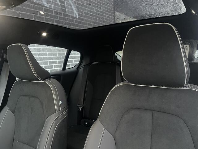 Volvo EC40 Single Motor Extended Range Plus | Google | Longe Range | Pano Dak | Keyless | Harman Kardon Audio | Elektrische Achterklep | Camera | Stoel-/Stuurverwarming | Adaptieve Cruise | Getint Glas | Luxe Bekleding | Zitverlenging | 21" Polestar LM