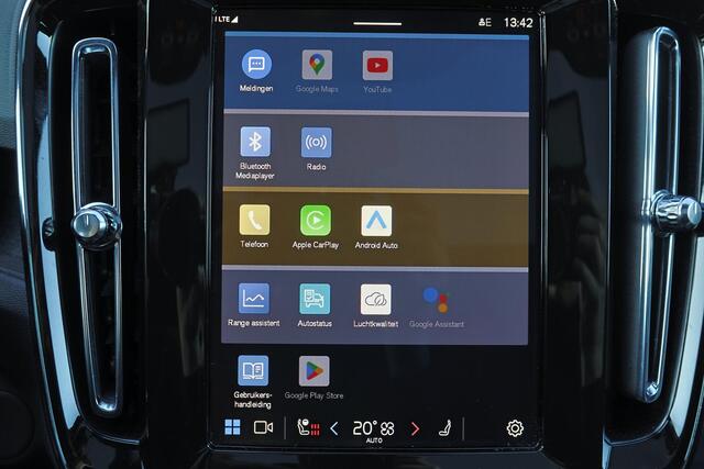Volvo EC40 Extended Range Ultra 82 kWh - Panoramadak - IntelliSafe Assist & Surround - 360º Camera - Harman/Kardon audio - Verwarmde voorstoelen, stuur & achterbank - Parkeersensoren voor & achter - Elektr. bedienb. voorstoelen met geheugen links - Draadloze tel. la